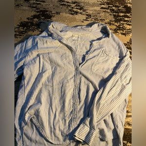 American Eagle button down